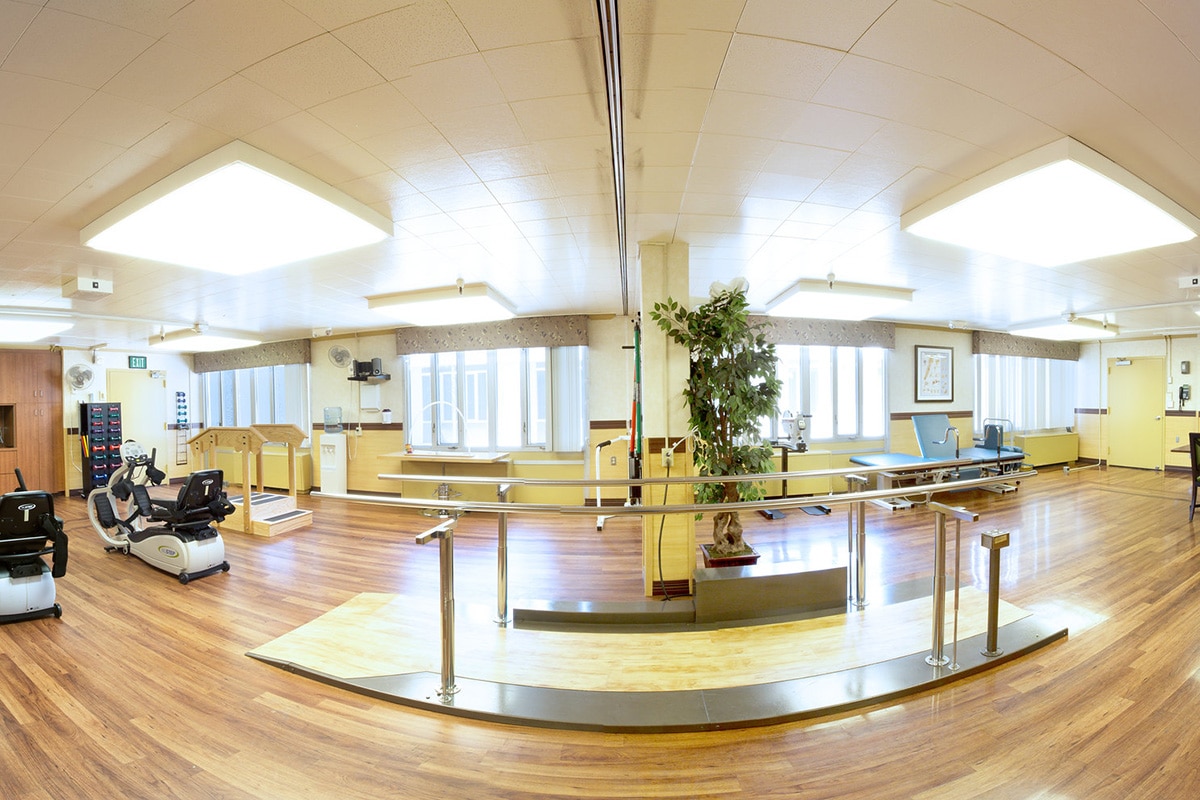 Midtown Oaks Rehab gym